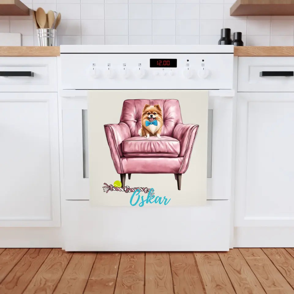 Geschirrhandtuch Pomeranian auf Sessel - personalisierbar