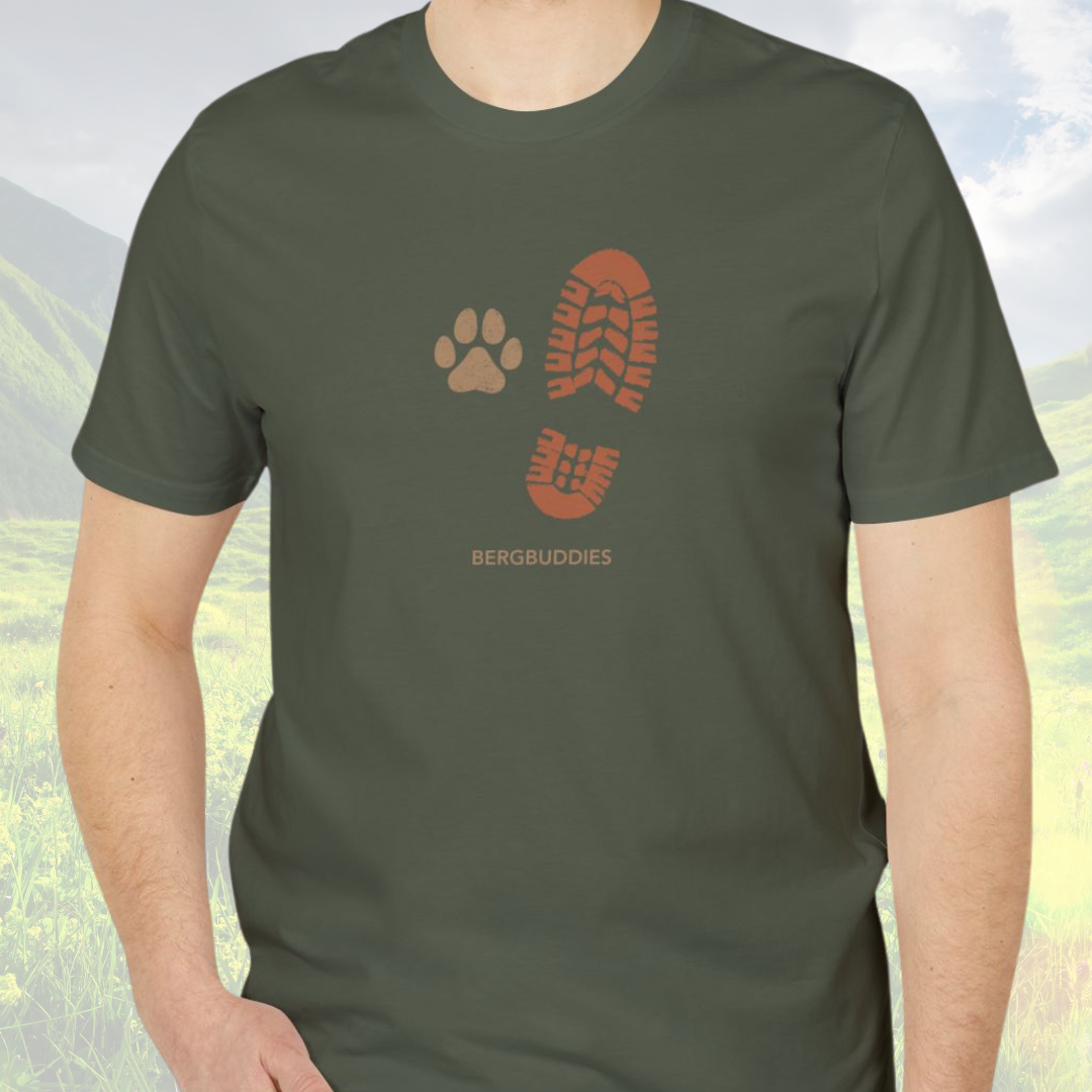 Wander-T-Shirt mit Pfoten- und Stiefelabdruck