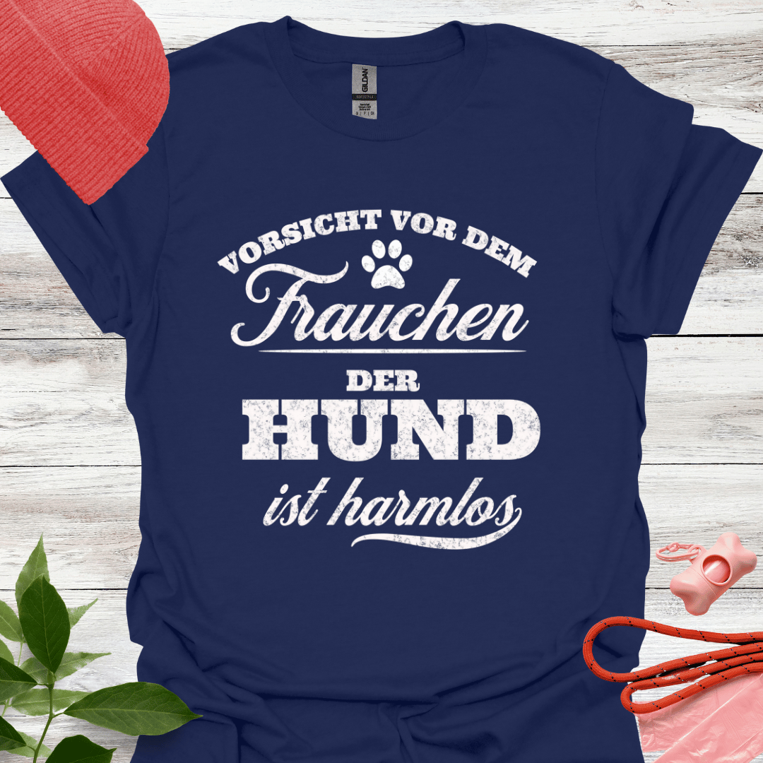 Vorsicht vor dem Frauchen, der Hunde ist harmlos. Lustiges T-Shirt für Hundeliebhaberinnen, Unisex Softstyle T-Shirt
