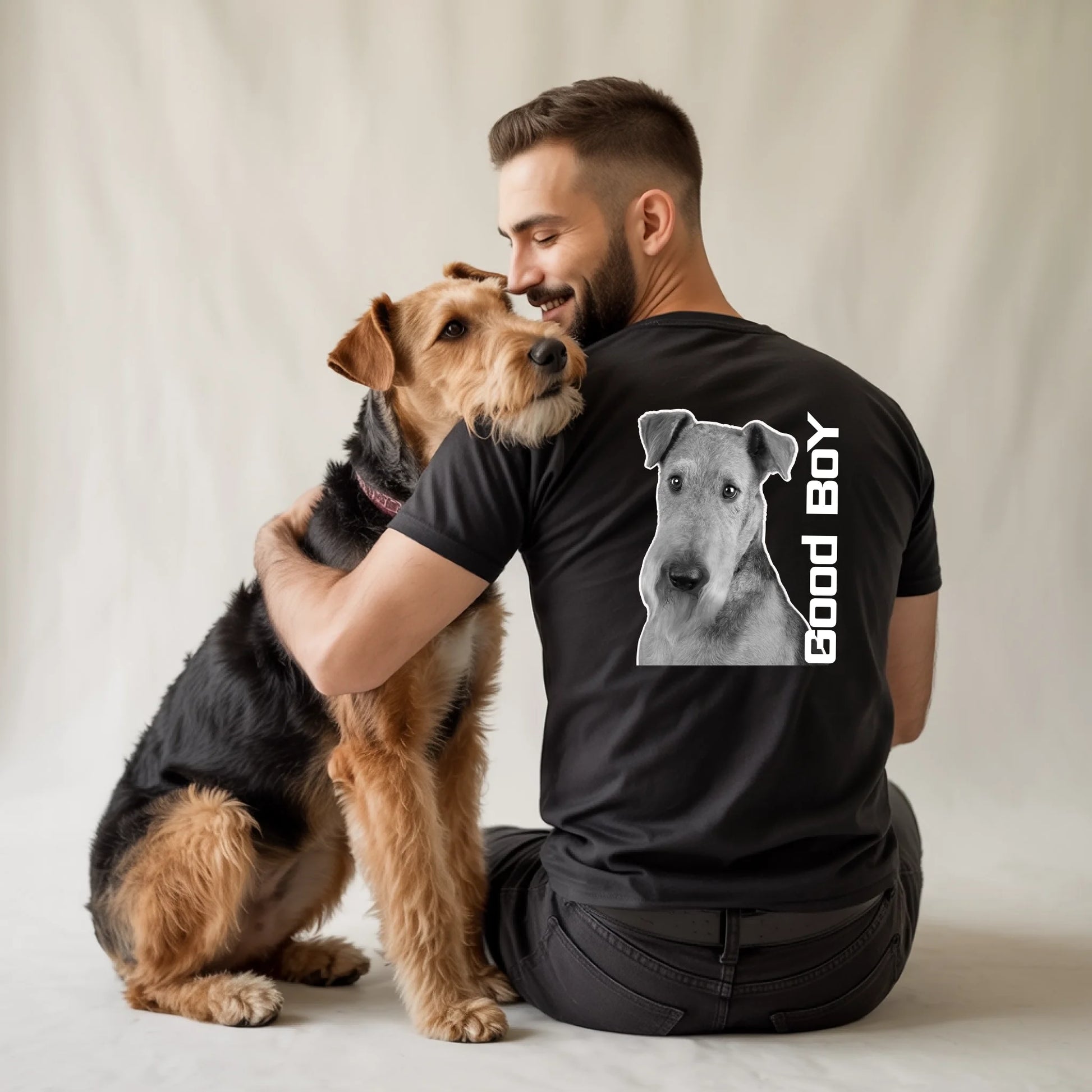 a-warm-inviting-studio-portrait-captures_m1_aqcHmRxm1xzh7hH1XlA_agespP61QlOP40j4JPM2cg