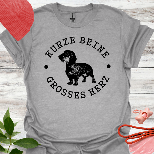 Kurze Beine, grosses Herz, T-Shirt für Dackelliebhaber, Unisex Softstyle T-Shirt