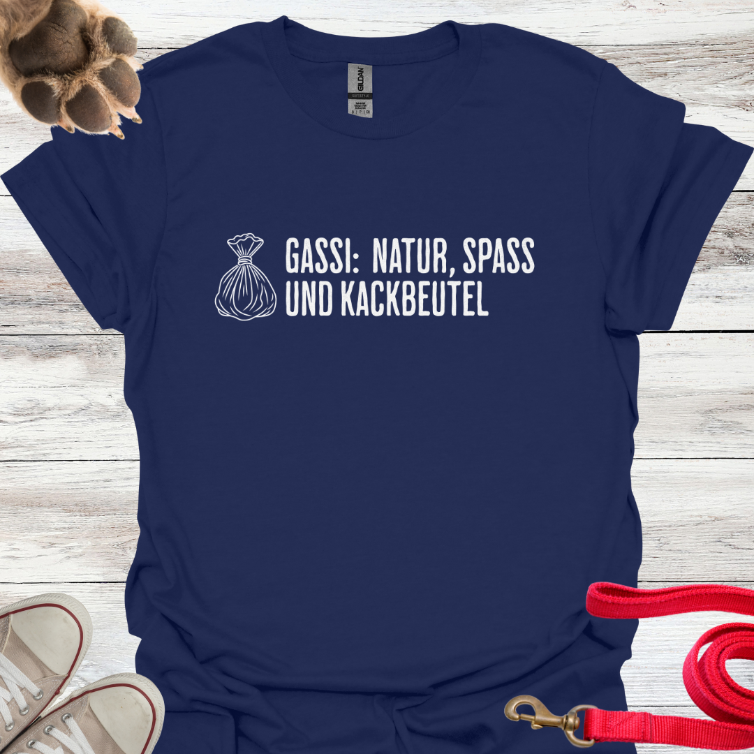 Gassi: Natur, Spaß und Kackbeutel, Lustiges T-Shirt für Hundeliebhaber, Unisex Softstyle T-Shirt